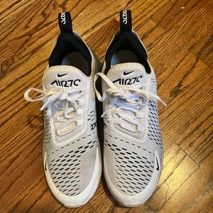 Nike AirMax 270